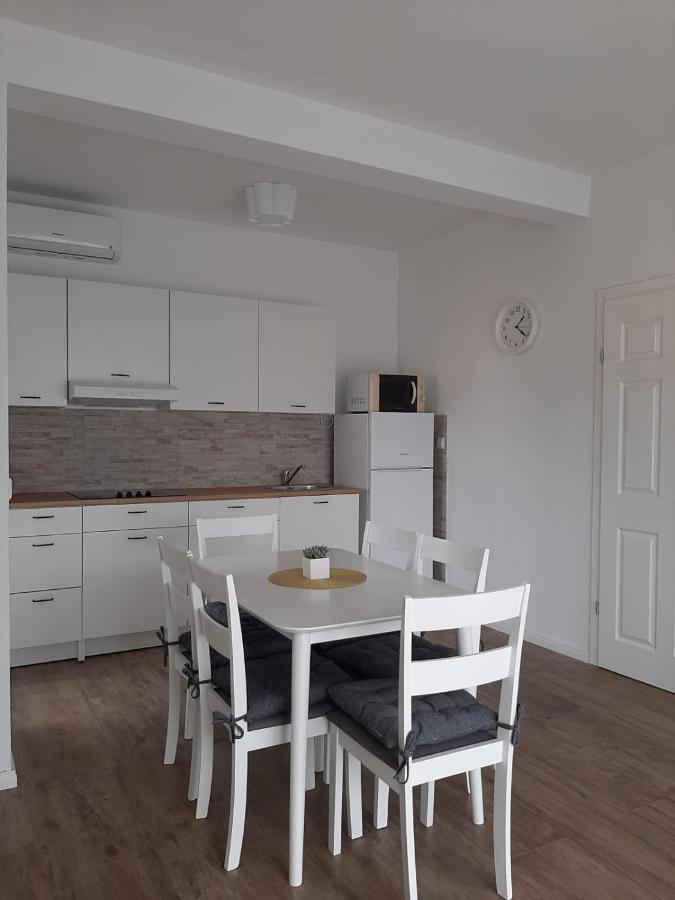 Elegant Inn Gospić 외부 사진